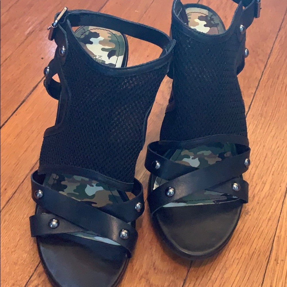 Kenneth Cole